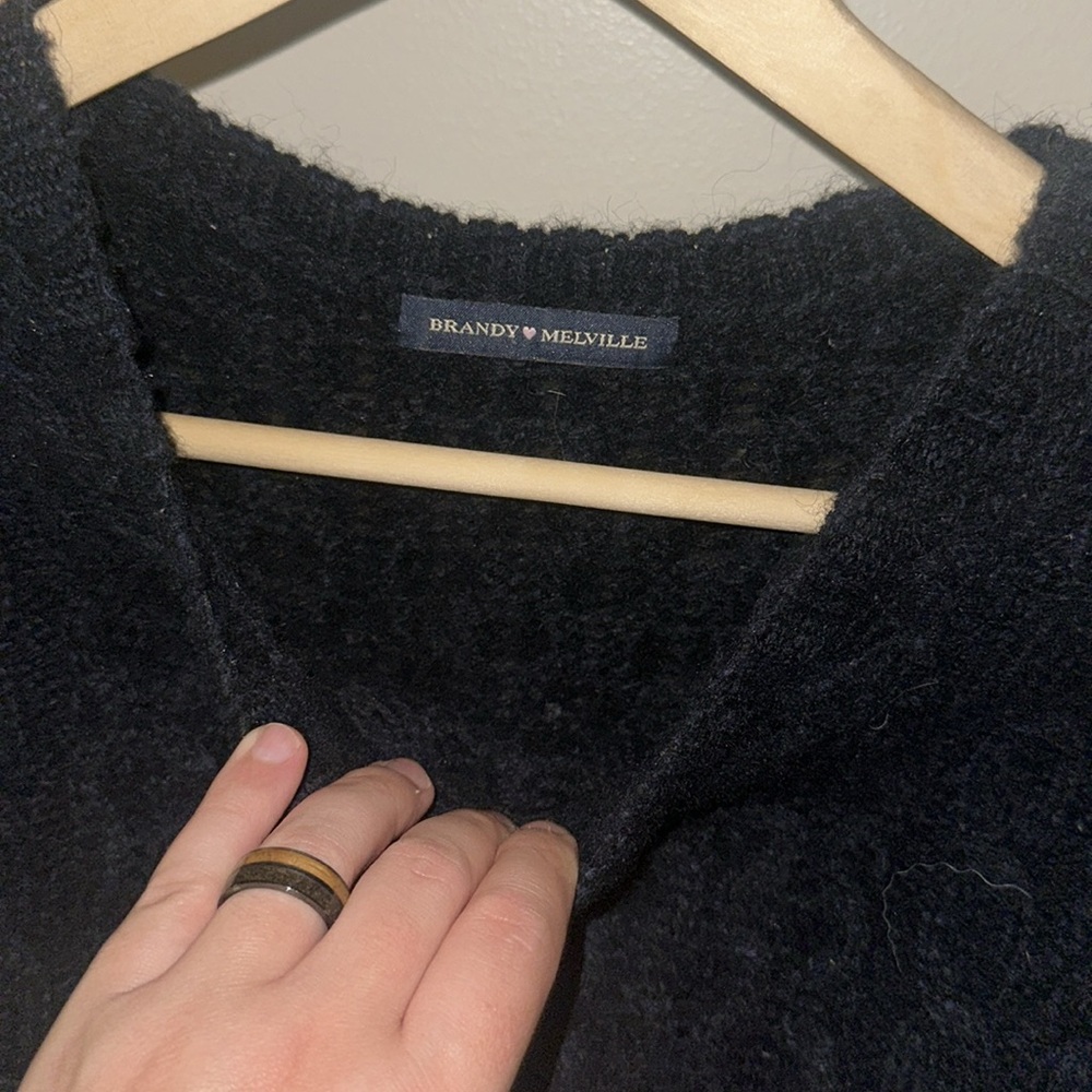 Brandy Melville Black 90% wool Cable knit Heavy sweater
